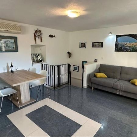 Apartmani Dalmacija ブレラ エクステリア 写真